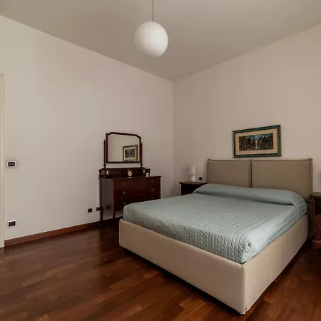 Guesthost - A Due Passi Da Santa Maria Maggiore Apartment *